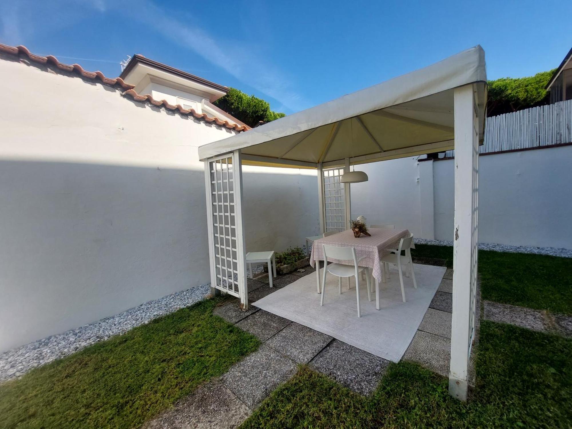 Minzoni94 - Twobedroom+Garden Lido di Camaiore Exterior foto